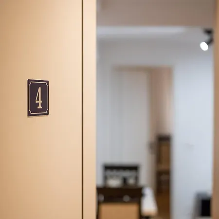 Dolce * Тирана