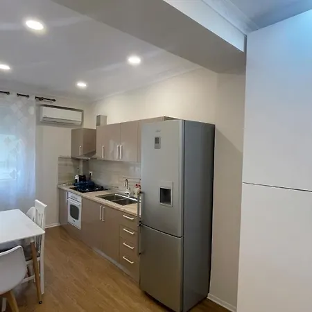 Dolce Apartment *